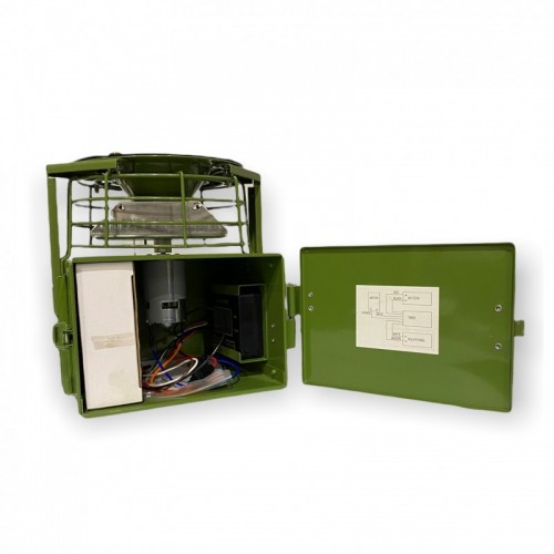 Šėrykla su saulės baterija HUNTERA FeedPro M2 12V 